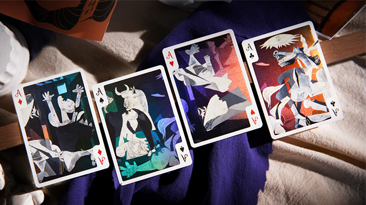 Picasso Standard Edition Playing Cards by 52 MUSÉE