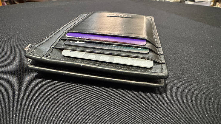 Everyday Wallet by Mark Traversoni