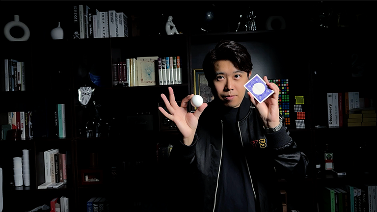 Ball on Card (Blue) by Bond Lee & MS Magic